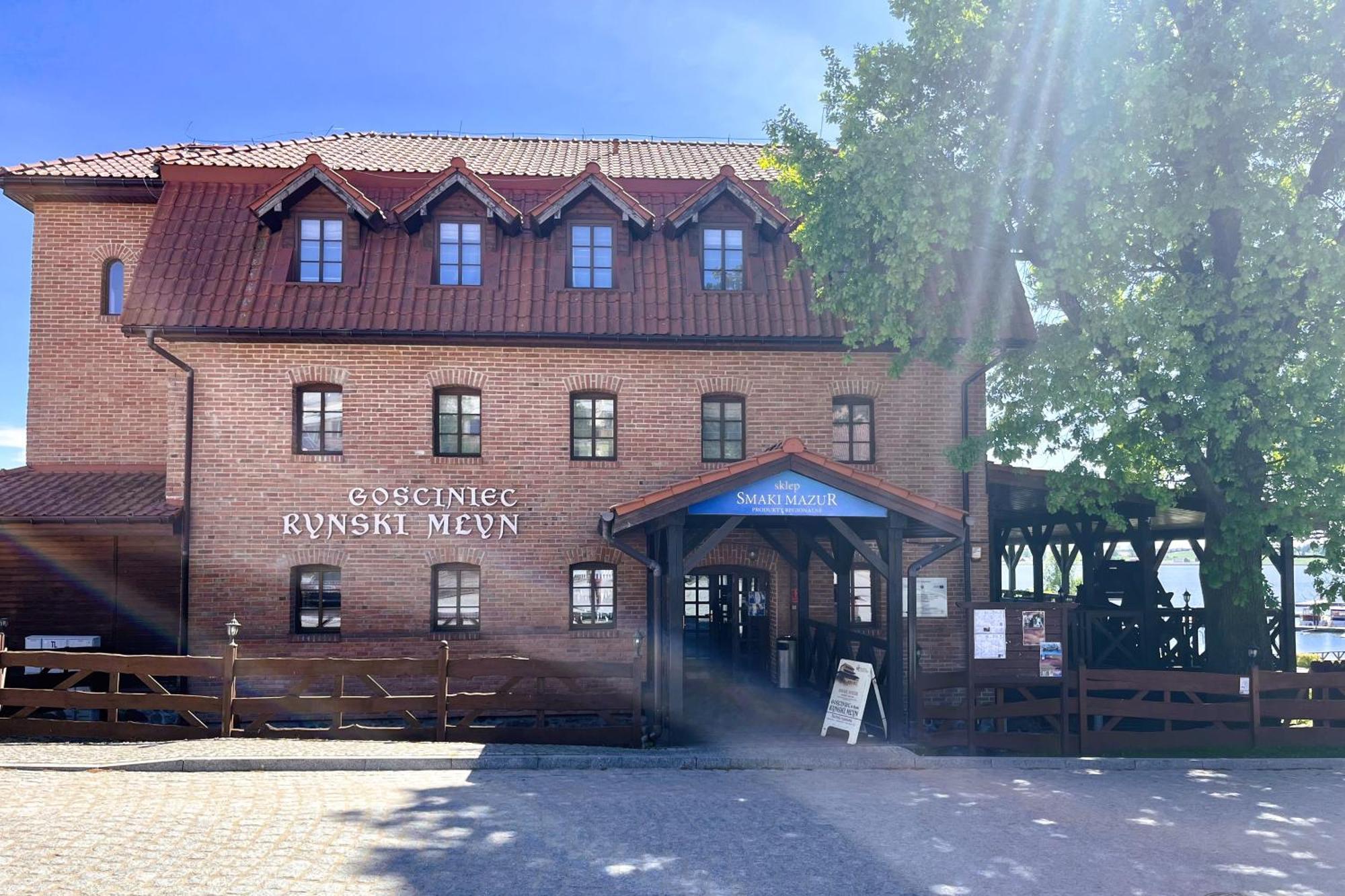 Gosciniec Rynski Mlyn Ryn  Exterior foto
